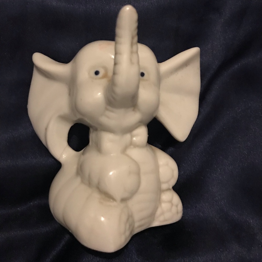 Vintage White Baby Elephant Blue Eyes Sitting